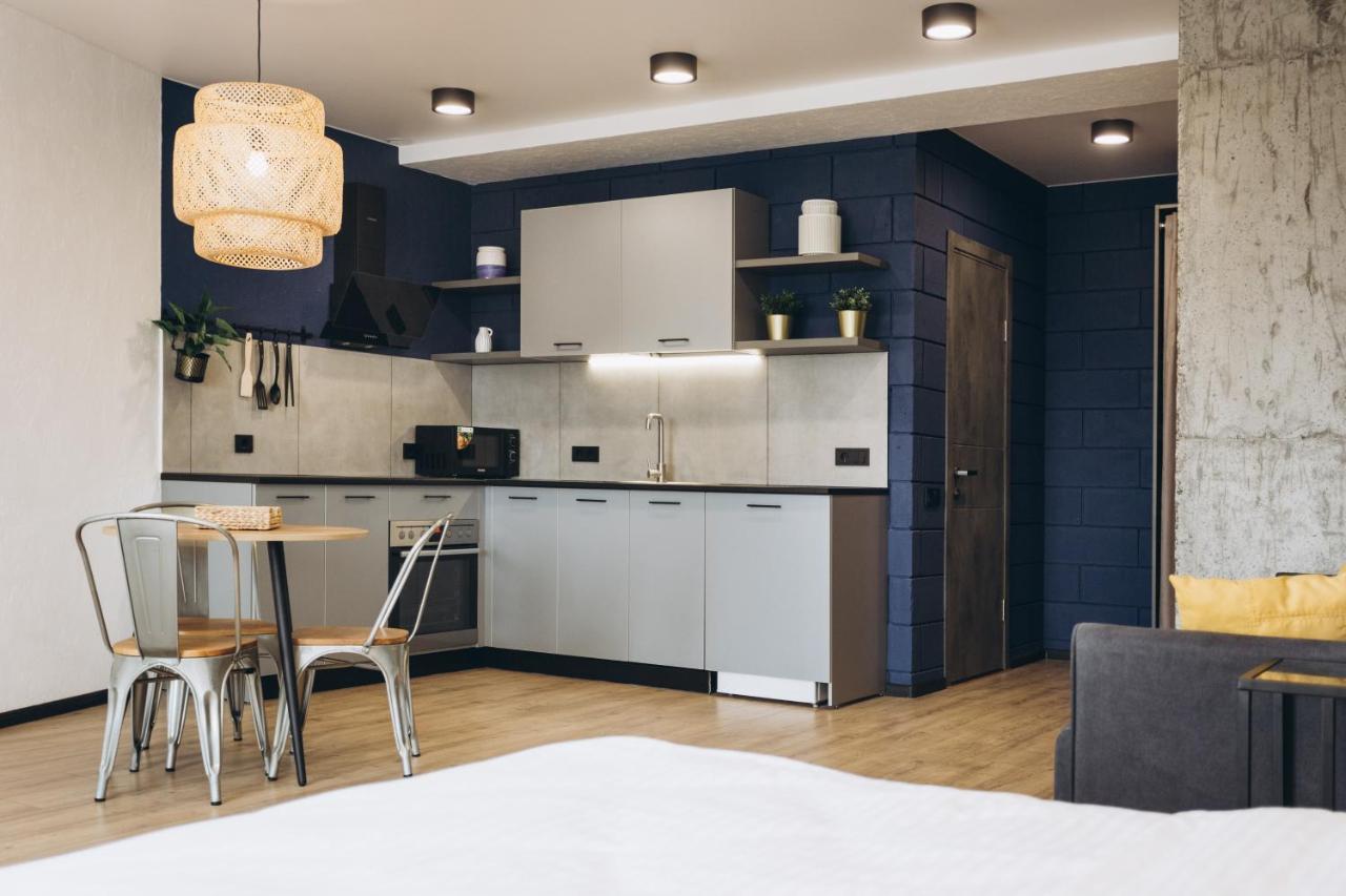 Apart Lux Loft スームィ エクステリア 写真