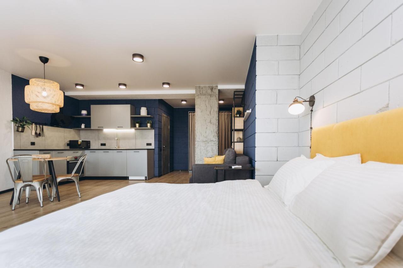 Apart Lux Loft スームィ エクステリア 写真